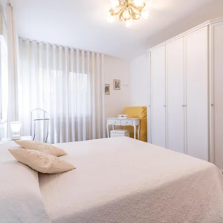 Apartment Bellavista Sanmarco Venice And Lagoon View