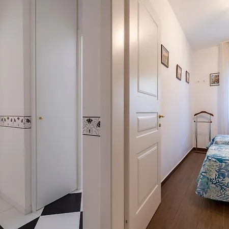 Bellavista Sanmarco Venice And Lagoon View Apartment Lido di Venezia