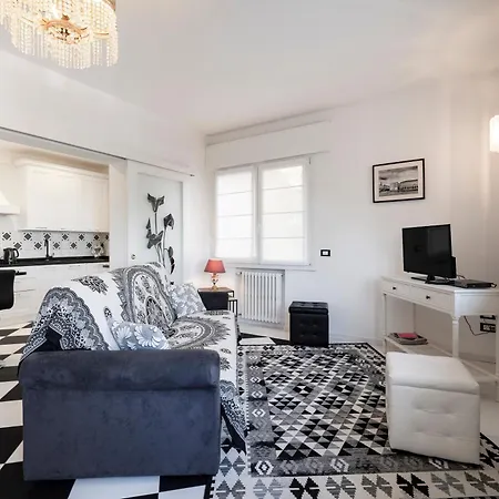 Bellavista Sanmarco Venice And Lagoon View Apartment